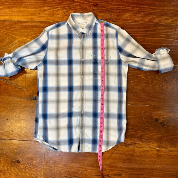 Calvin Klein Jeans. Blue and White plaid Men’s Shirt.‎ Size Small - Picture 10 of 11